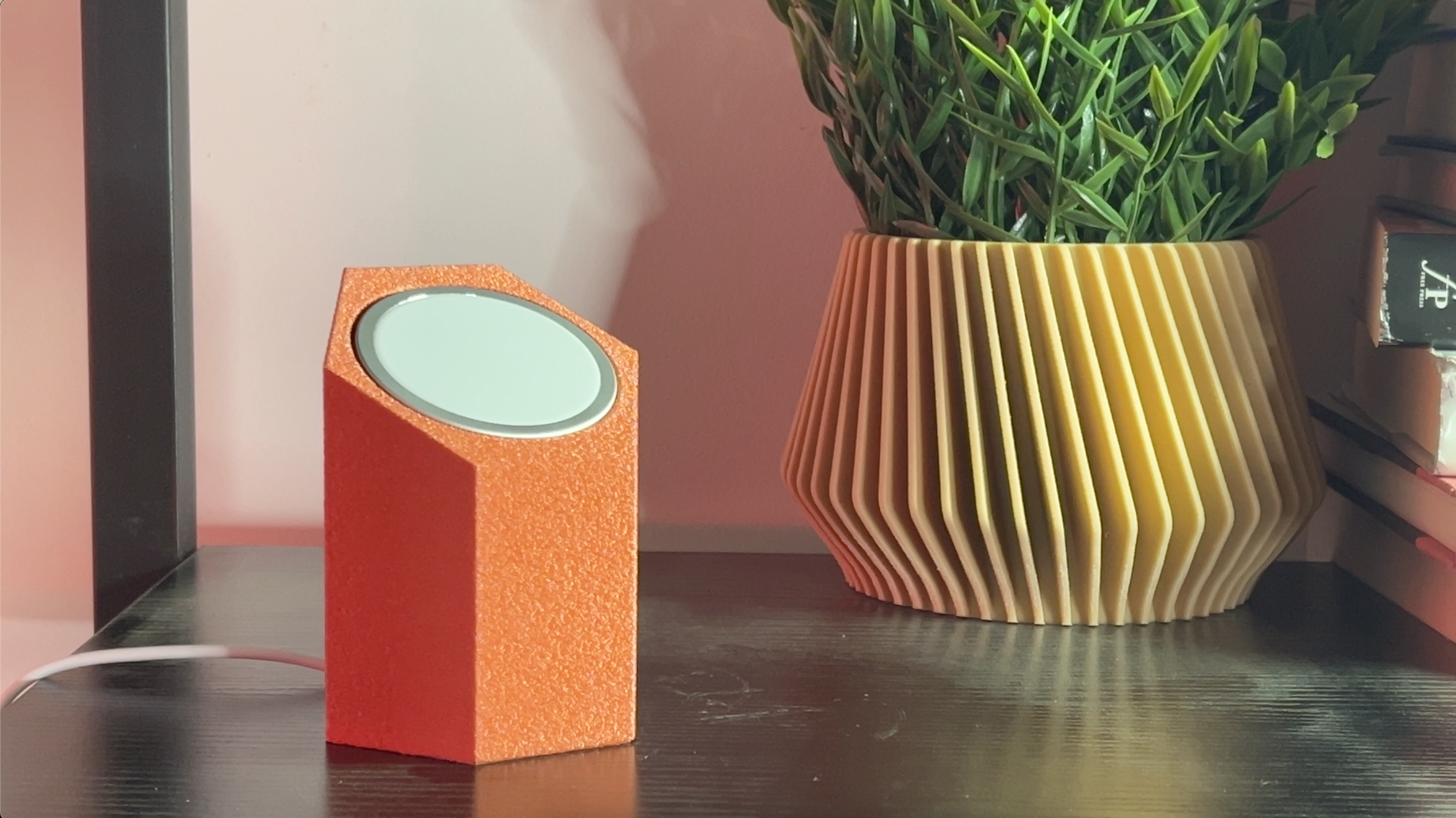 White Hexagon Conical Bottom iPhone Charging Stand